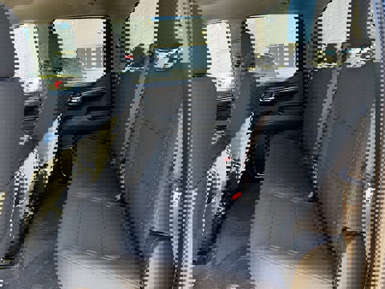 Used 2024 Chevrolet Silverado 1500 LT image 25