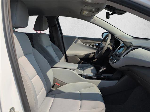 Used 2023 Chevrolet Malibu LS image 21