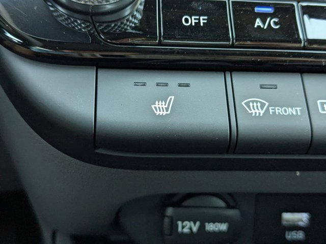 Used 2025 Hyundai Elantra SEL image 26