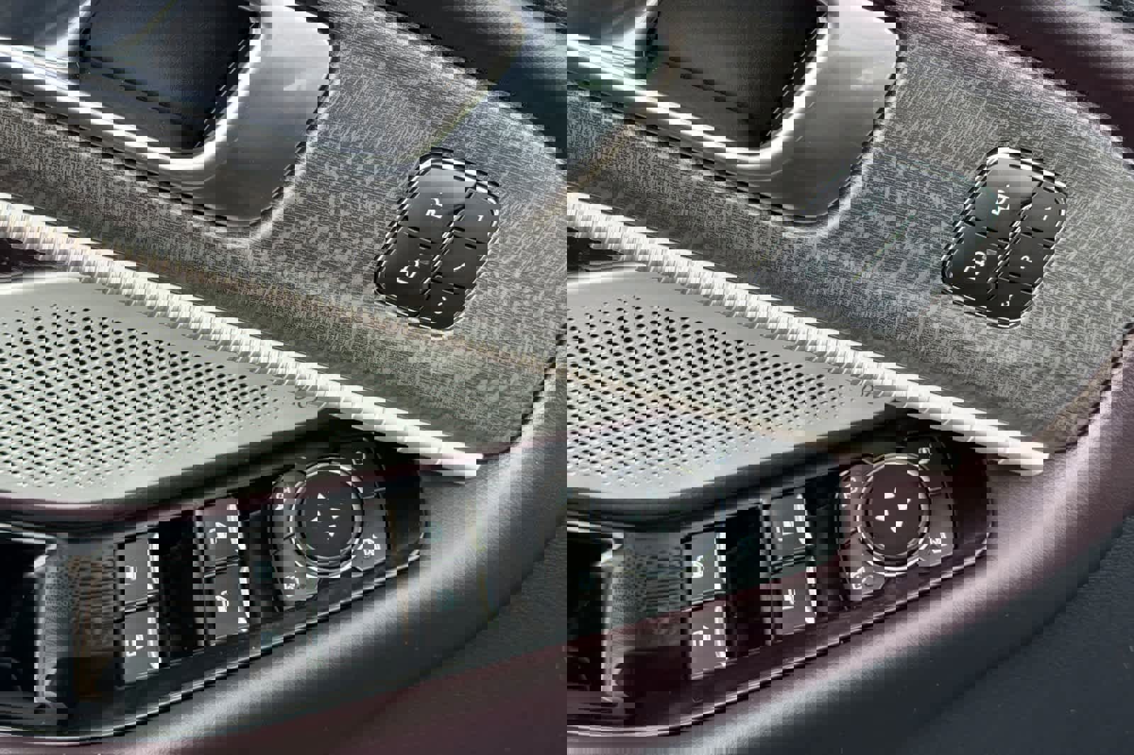 Certified 2025 Ford Explorer Platinum w/ LUX Leather Package image 13