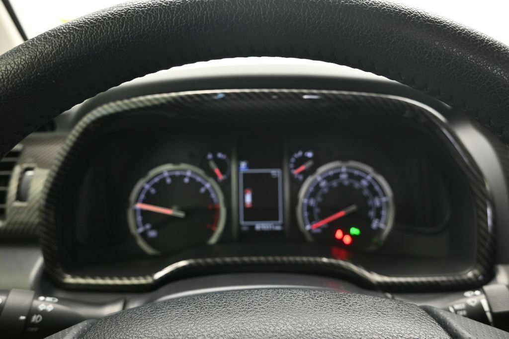 Used 2021 Toyota 4Runner Limited AWD/4WD image 32
