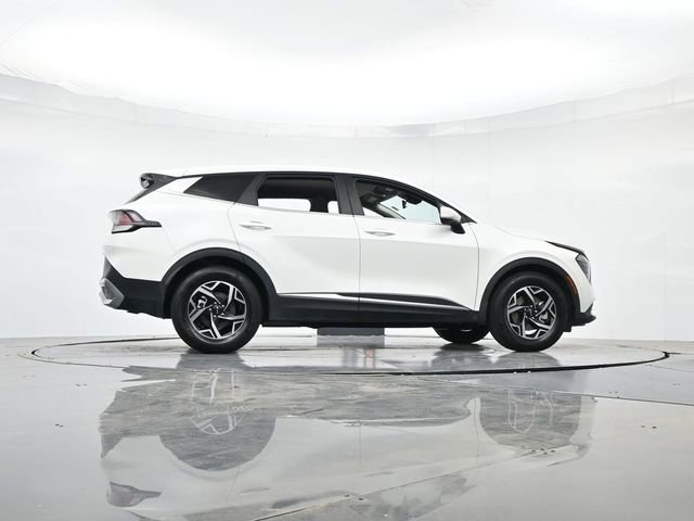 Used 2024 Kia Sportage LX FWD image 31
