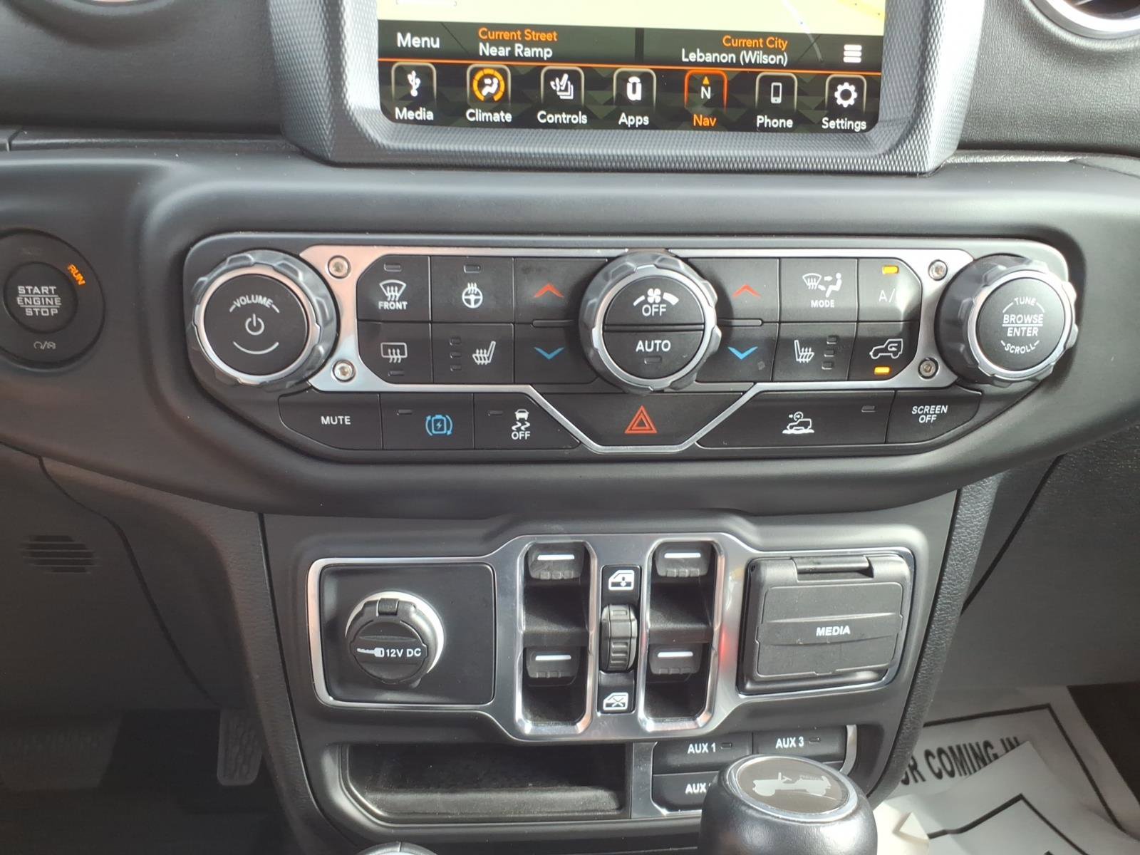 Used 2021 Jeep Wrangler Unlimited Sahara w/ Cold Weather Group AWD/4WD image 19