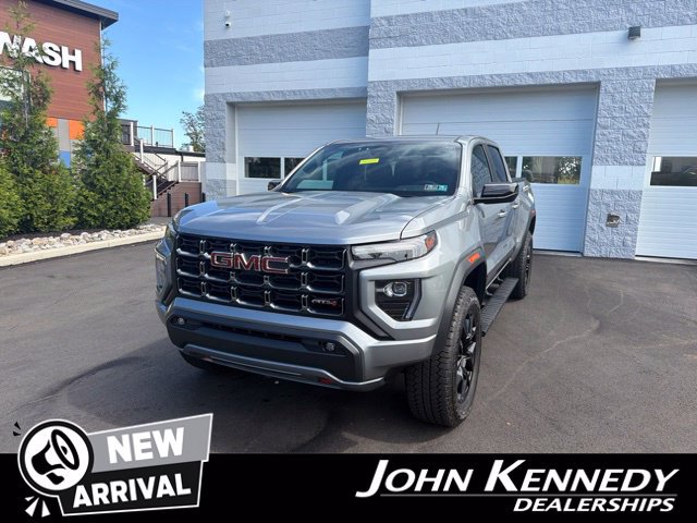 Used 2025 GMC Canyon AT4