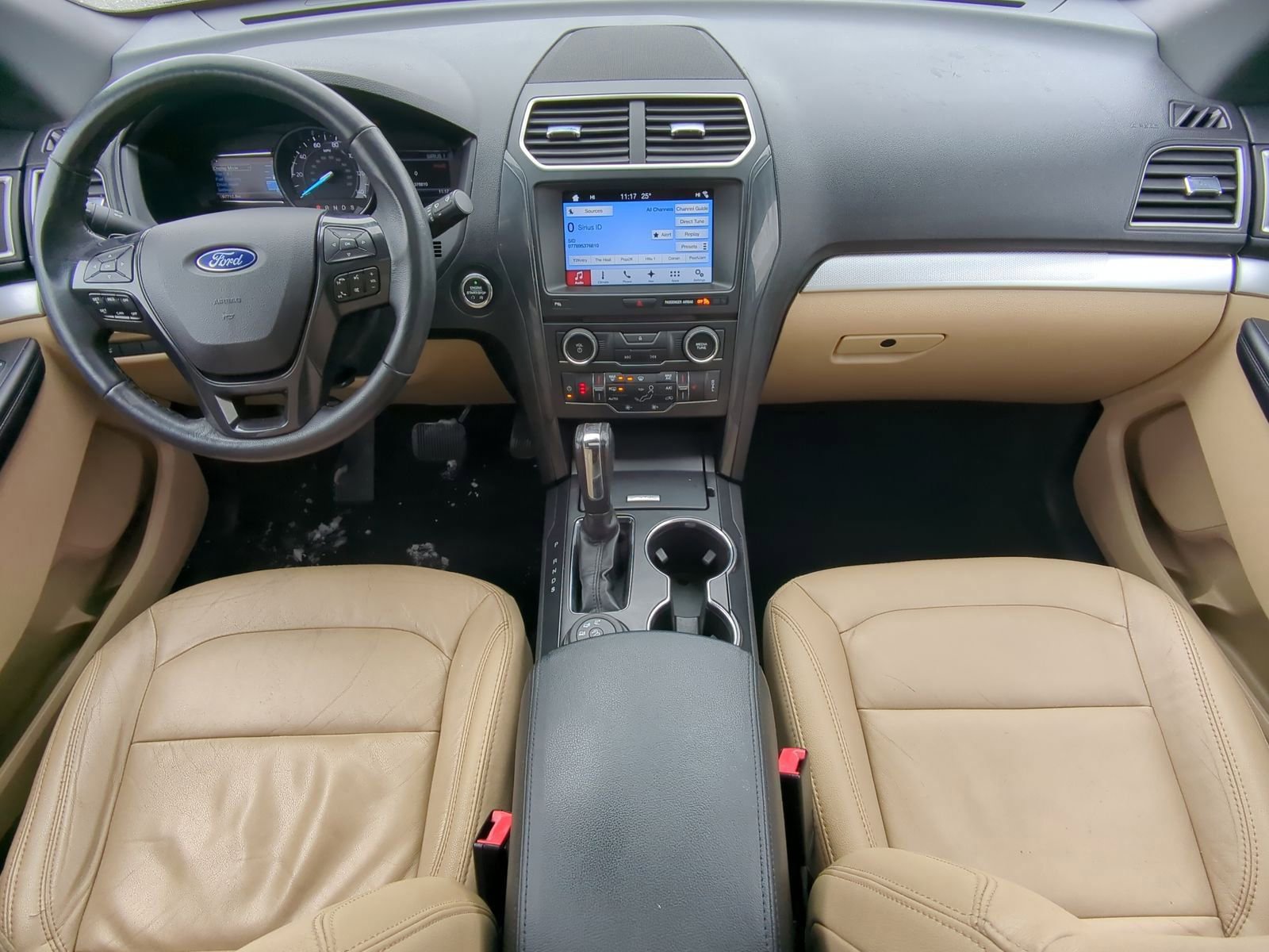 Certified 2017 Ford Explorer XLT w/ Equipment Group 202A image 20