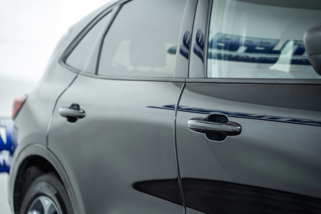 Certified 2023 Ford Escape ST-Line w/ Tech Pack #1 image 18