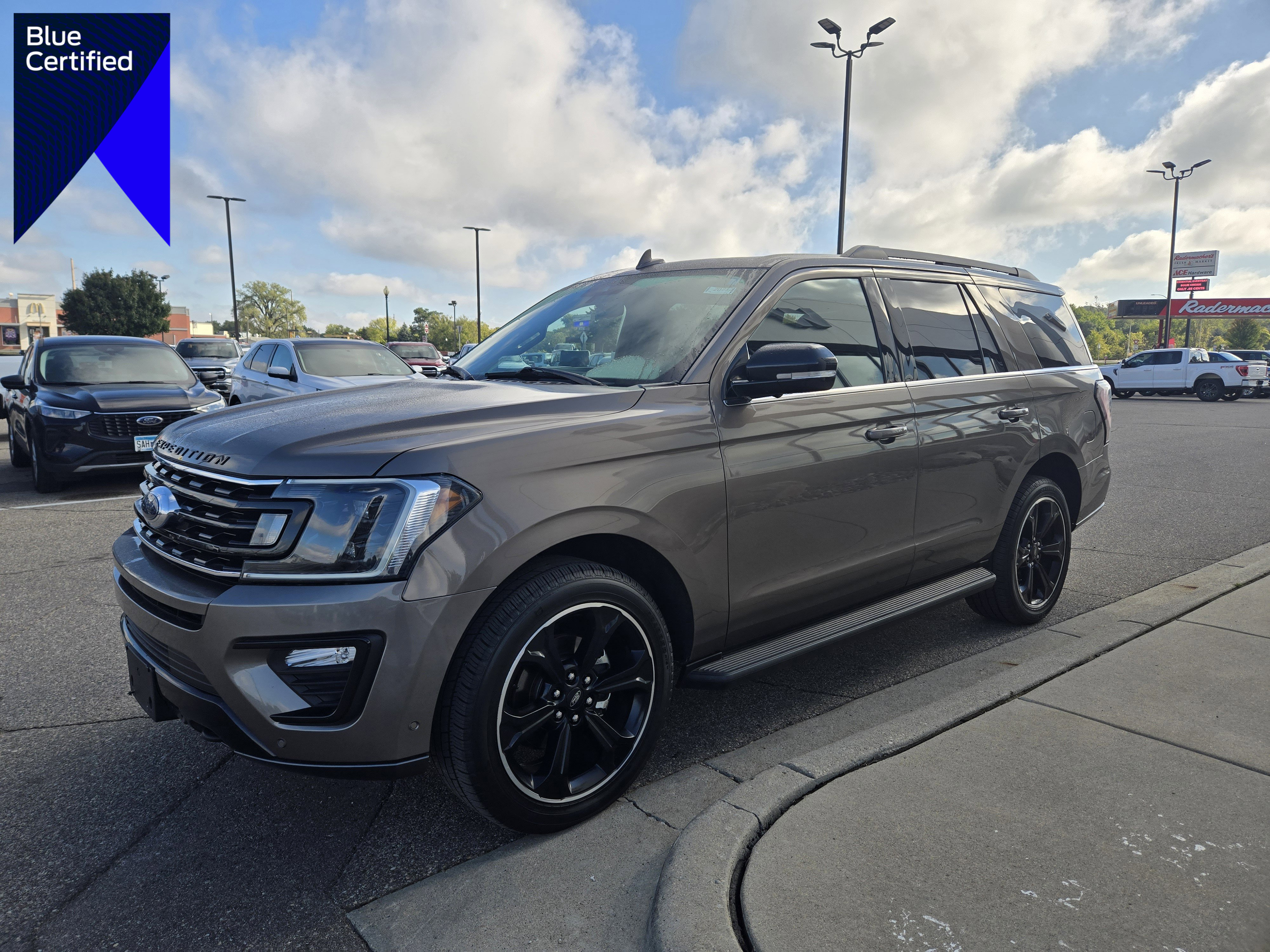 Certified 2019 Ford Expedition Limited w/ Equipment Group 303A