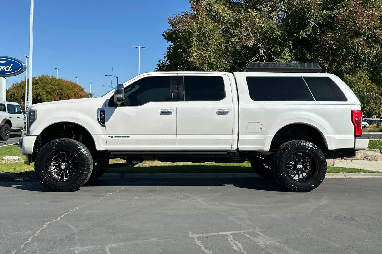 Certified 2019 Ford F350 Platinum w/ Platinum Ultimate Package AWD/4WD image 5