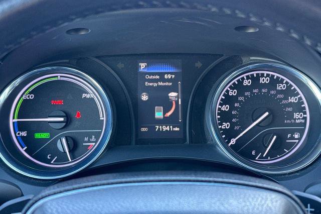 Used 2018 Toyota Camry SE image 21