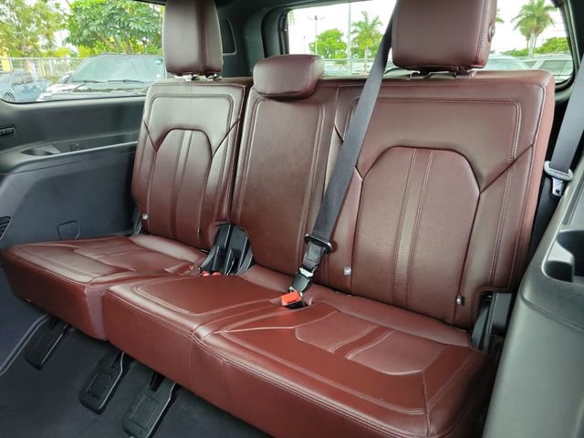 Certified 2024 Ford Expedition Max Limited AWD/4WD image 7