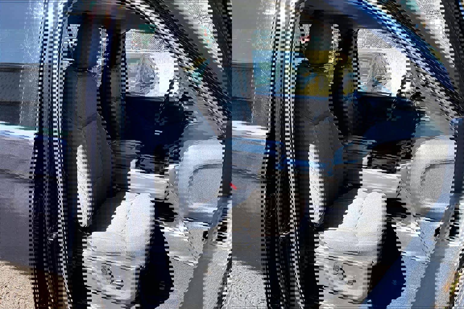 Certified 2025 Ford Expedition Max Active image 16