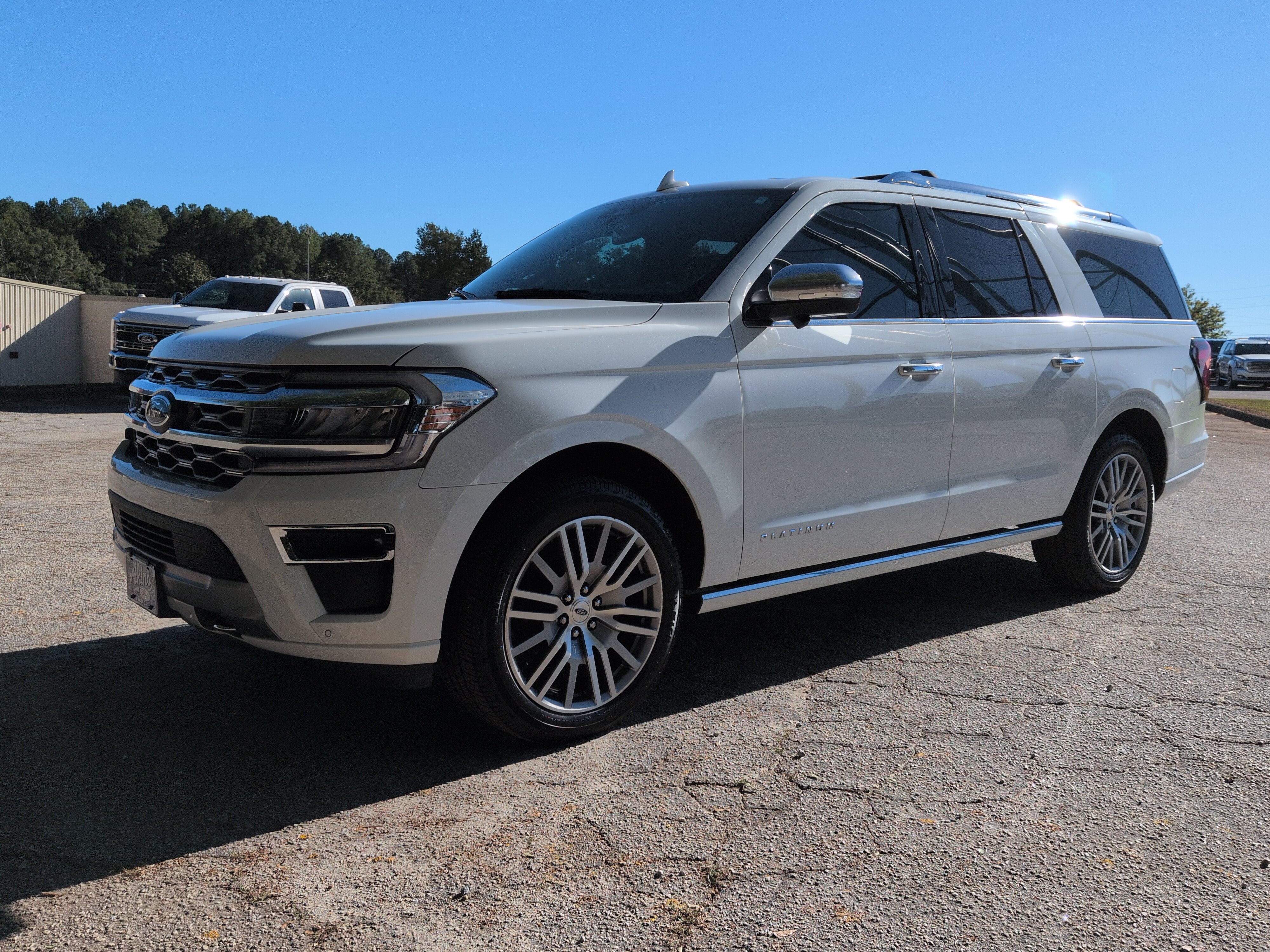 Certified 2022 Ford Expedition Max Platinum AWD/4WD image 6
