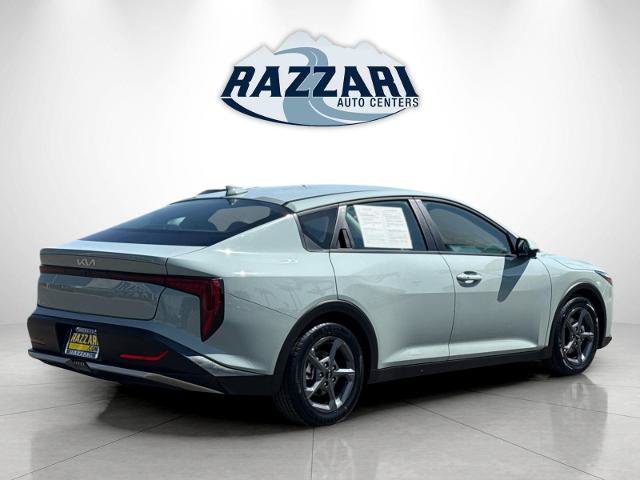 Used 2025 Kia K4 FWD image 3