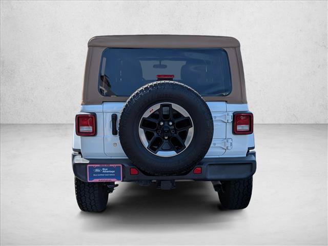 Used 2018 Jeep Wrangler Unlimited Sahara AWD/4WD image 7