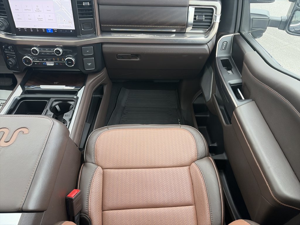 Certified 2024 Ford F250 King Ranch w/ FX4 Off-Road Package AWD/4WD image 17