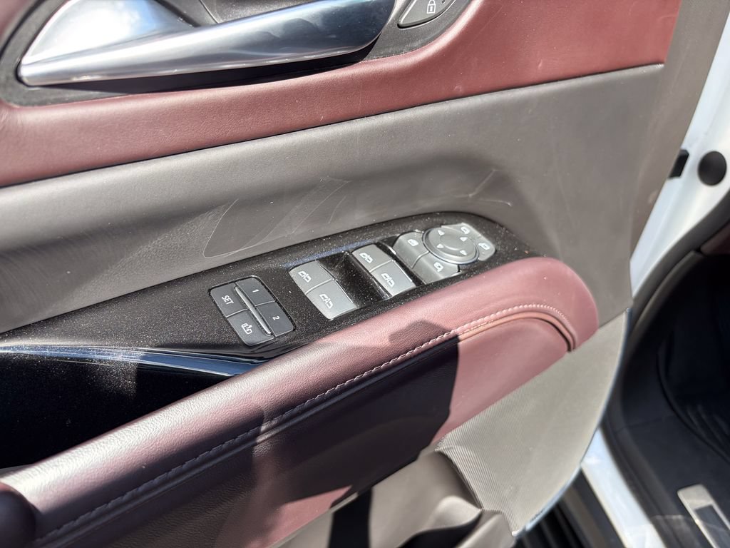 Used 2022 Cadillac Escalade Sport Platinum AWD/4WD image 19