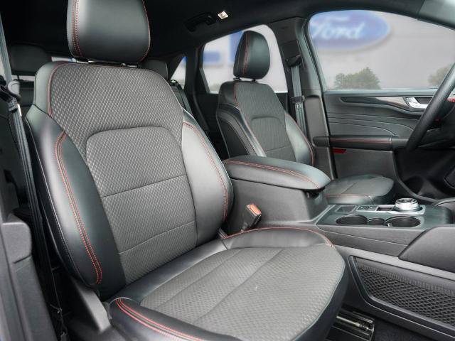 Certified 2023 Ford Escape ST-Line Elite AWD/4WD image 32