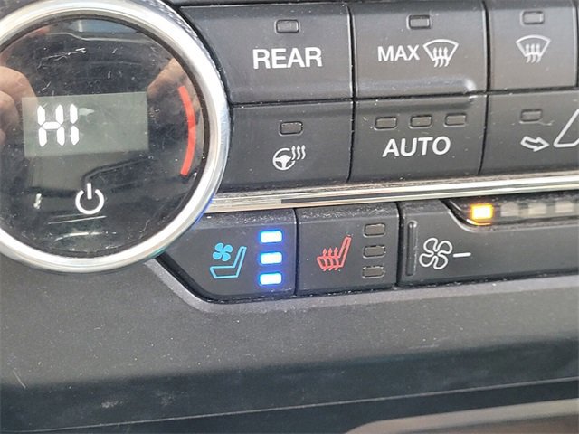 Certified 2019 Ford Expedition Platinum image 27