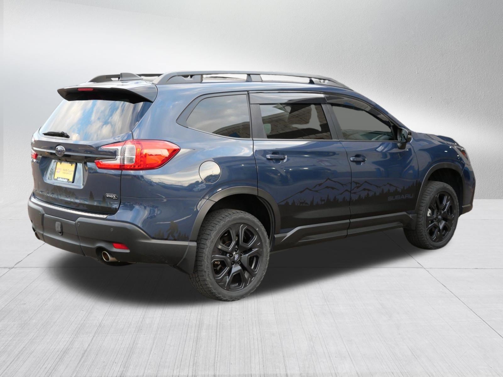 Used 2023 Subaru Ascent Onyx Edition AWD/4WD image 7