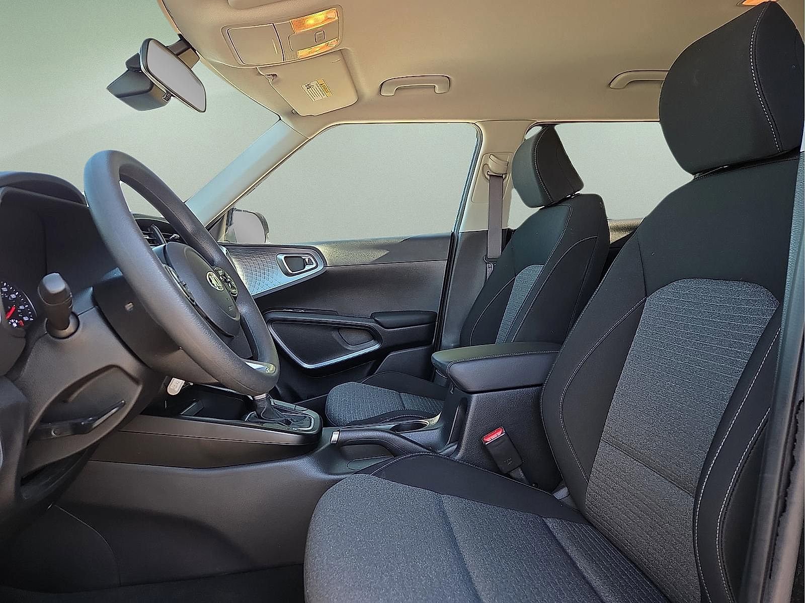 Used 2021 Kia Soul S FWD image 14