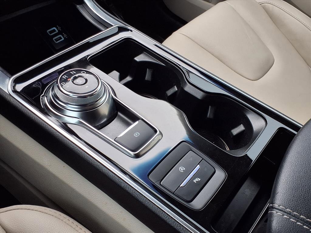 Certified 2020 Ford Edge Titanium image 20