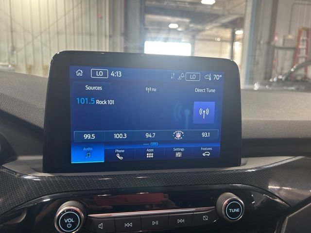 Certified 2025 Ford Escape ST-Line Select AWD/4WD image 10