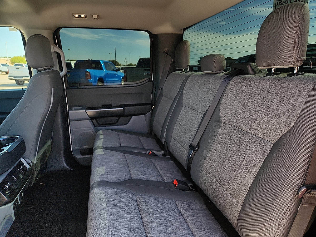 Certified 2021 Ford F150 XL w/ Trailer Tow Package RWD image 6