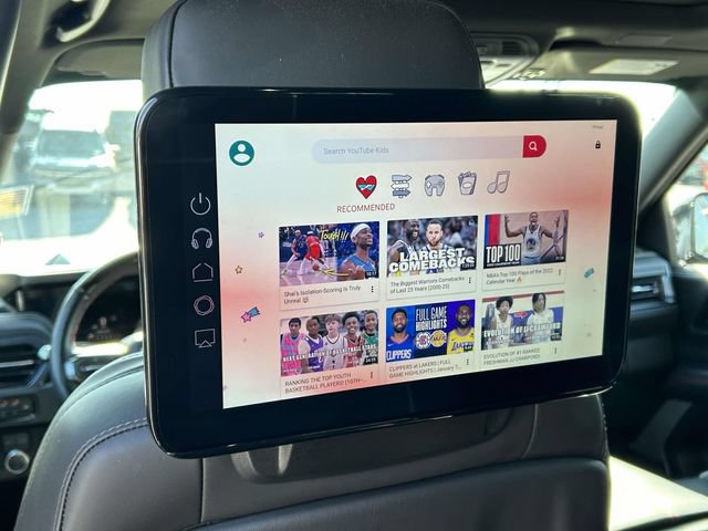 Used 2025 GMC Yukon AT4 Ultimate AWD/4WD image 13