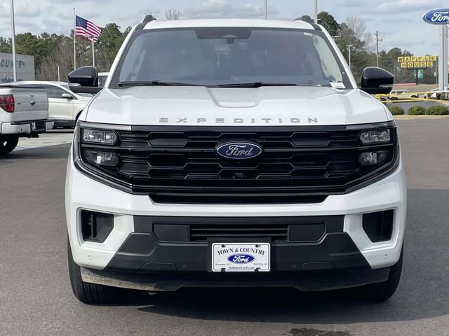 Certified 2025 Ford Expedition Active image 8