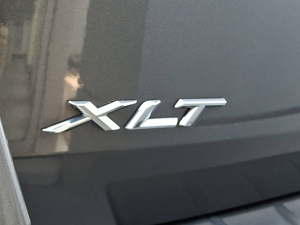 Certified 2023 Ford Explorer XLT w/ Equipment Group 202A AWD/4WD image 31