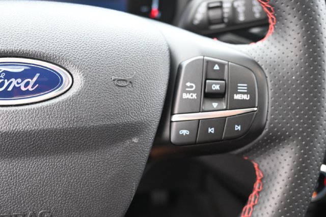 Certified 2025 Ford Escape ST-Line FWD image 16