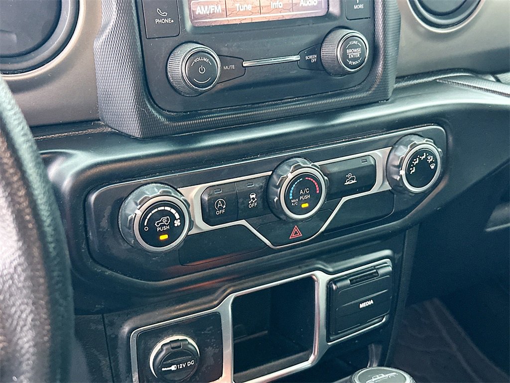 Used 2021 Jeep Gladiator Sport image 14