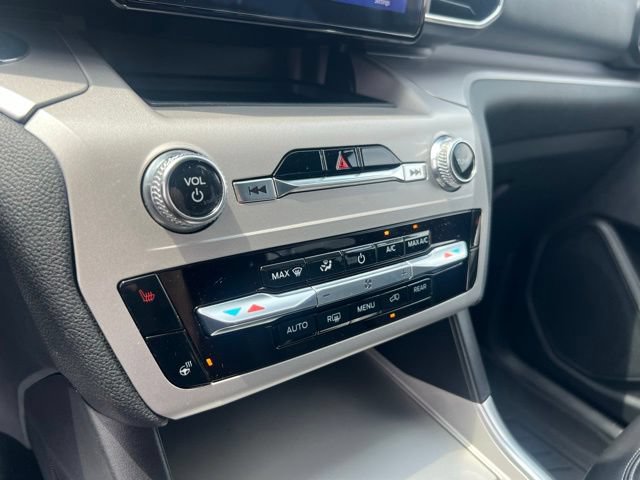 Certified 2023 Ford Explorer XLT w/ Equipment Group 202A AWD/4WD image 13