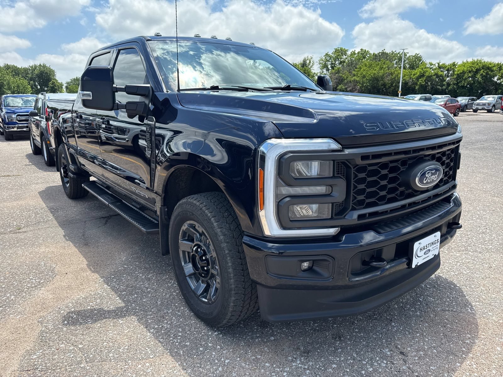 Certified 2023 Ford F350 Lariat w/ Sport Appearance Package AWD/4WD image 7
