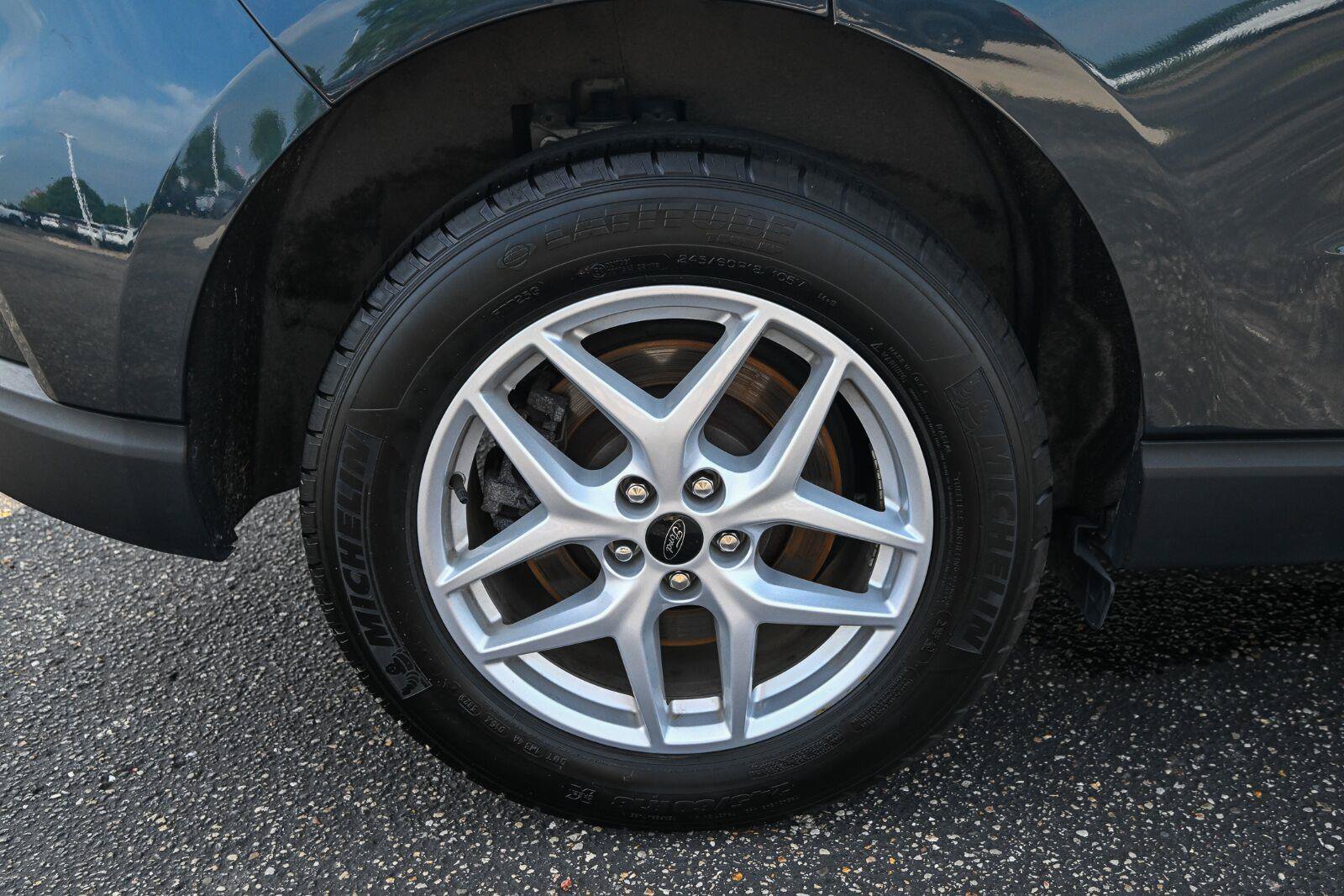 Certified 2024 Ford Edge SEL w/ Convenience Package AWD/4WD image 14