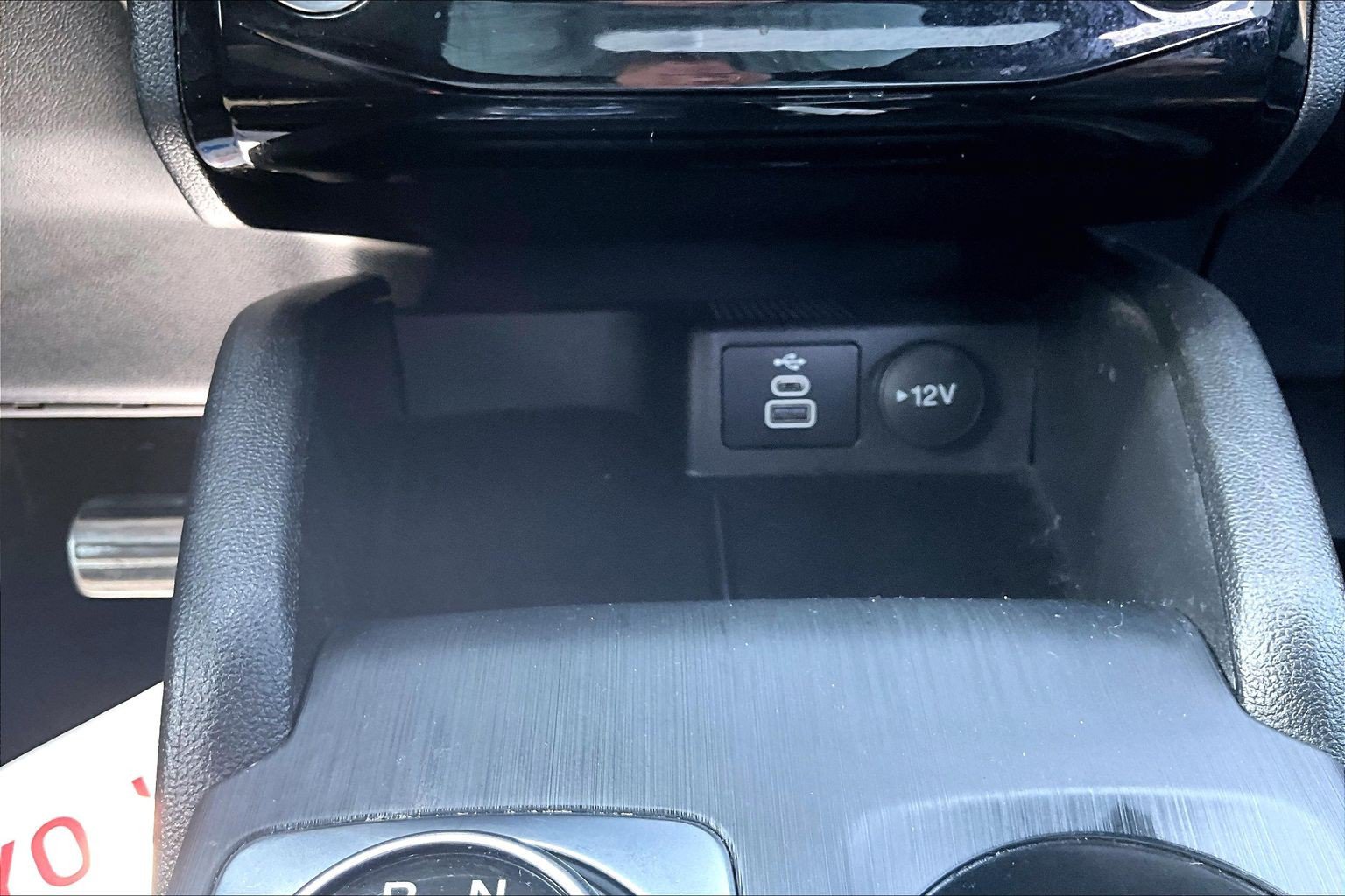 Certified 2024 Ford Escape ST-Line w/ Tech Pack #1 FWD image 34