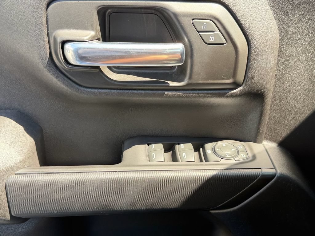 Used 2024 Chevrolet Silverado 1500 Custom RWD image 28