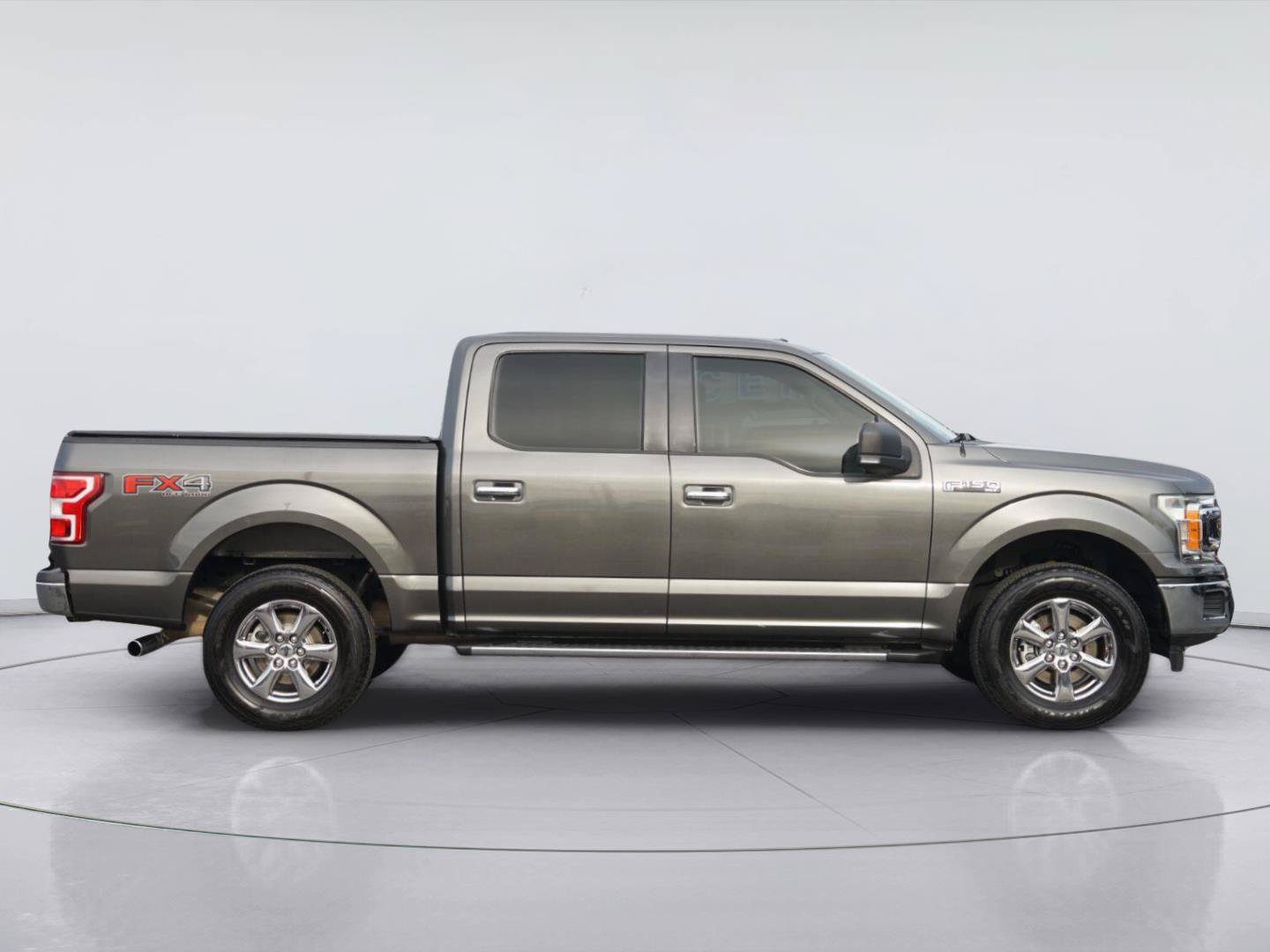 Certified 2018 Ford F150 XLT w/ Equipment Group 301A Mid AWD/4WD image 5