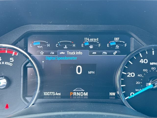 Certified 2022 Ford F350 Lariat w/ Black Appearance Package AWD/4WD image 15