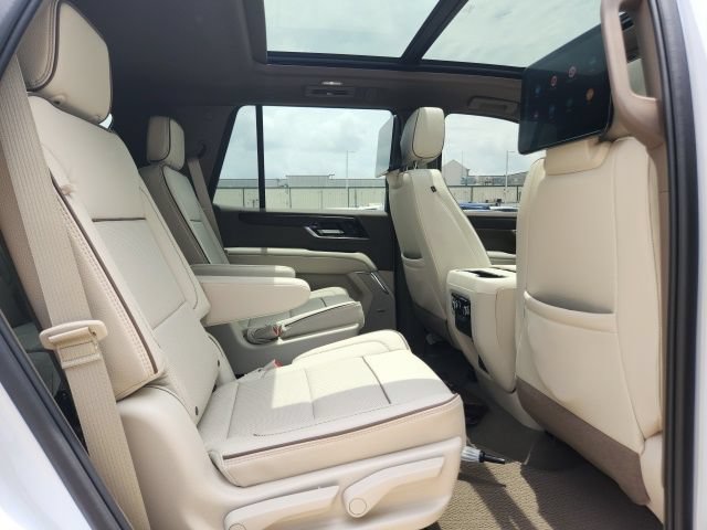 Used 2026 GMC Yukon Denali w/ Denali Reserve Package RWD image 17