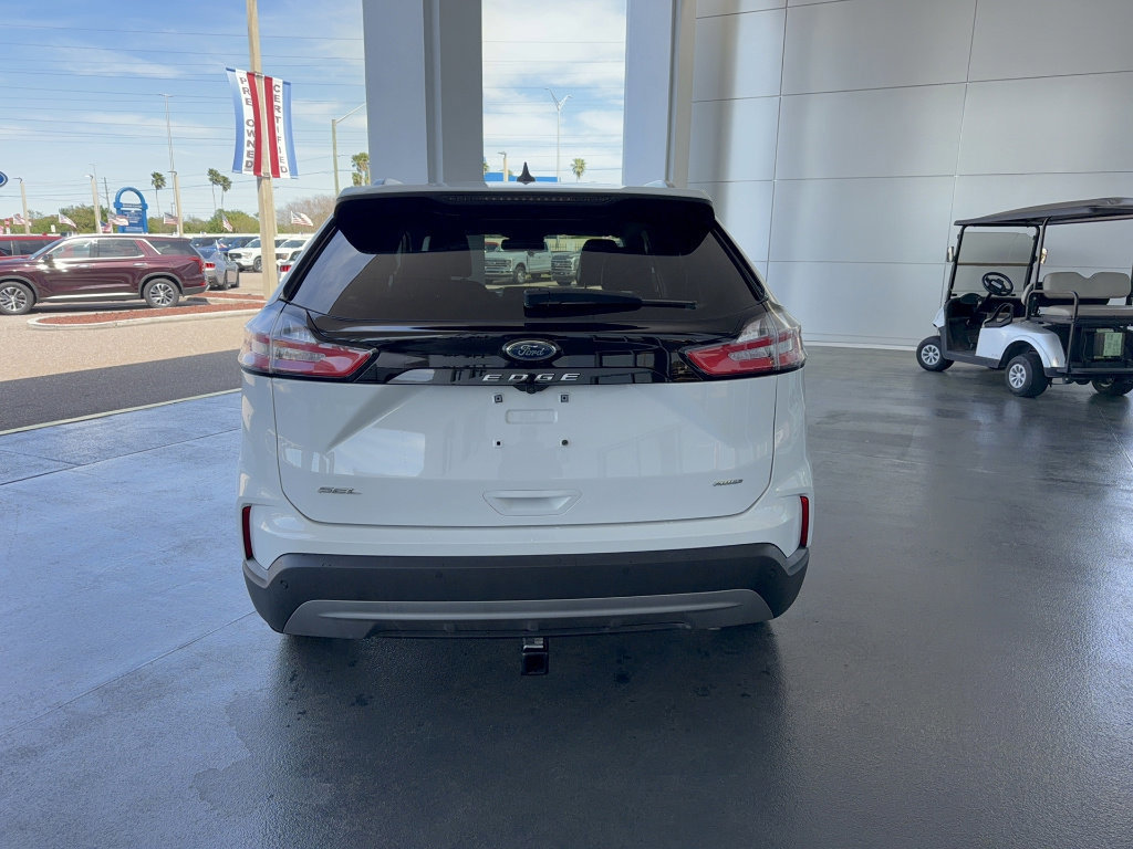 Certified 2024 Ford Edge SEL w/ Convenience Package image 3