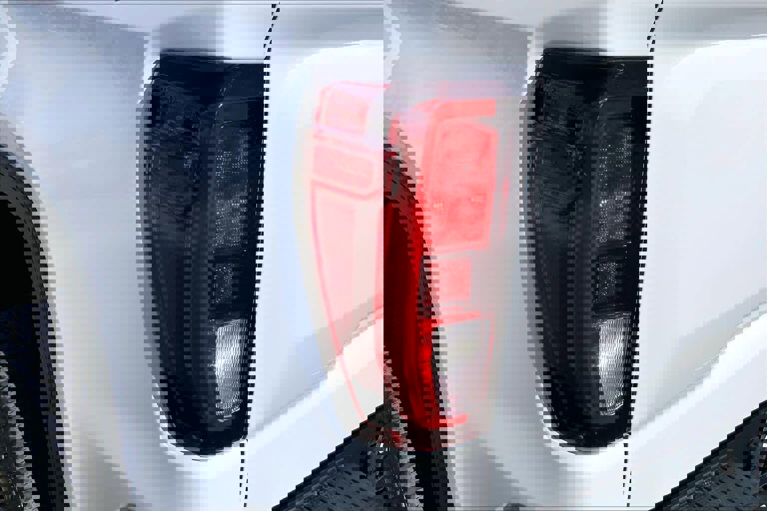 Used 2020 GMC Sierra 1500 Elevation w/ Elevation Value Package image 28