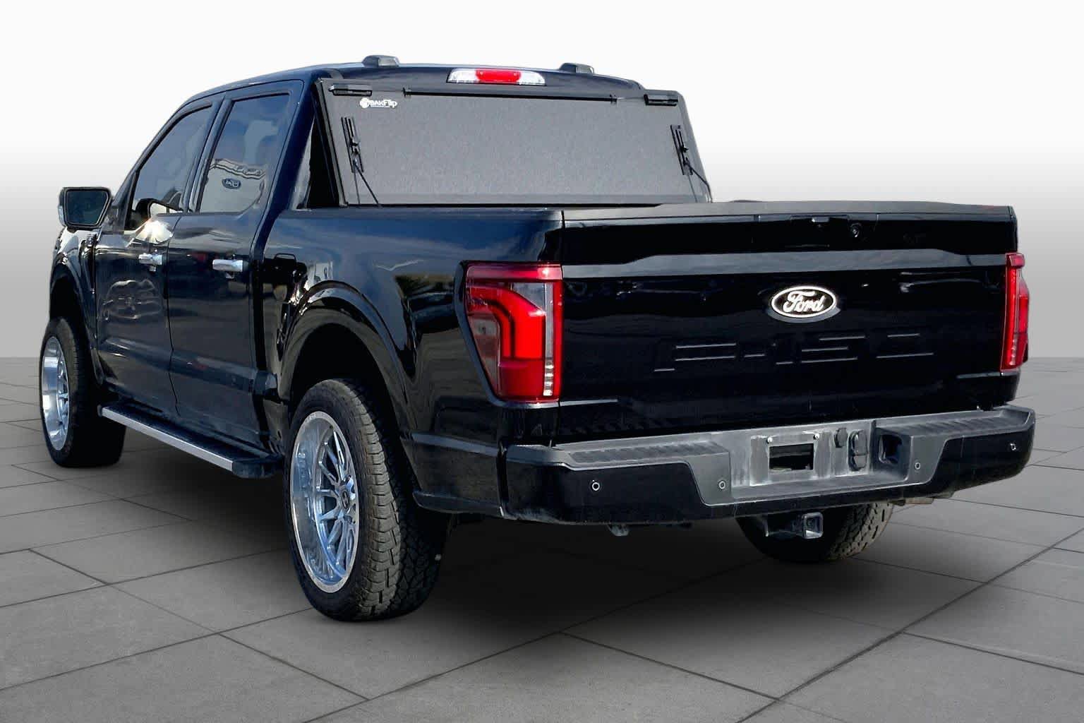 Certified 2025 Ford F150 Lariat w/ FX4 Off-Road Package AWD/4WD image 11