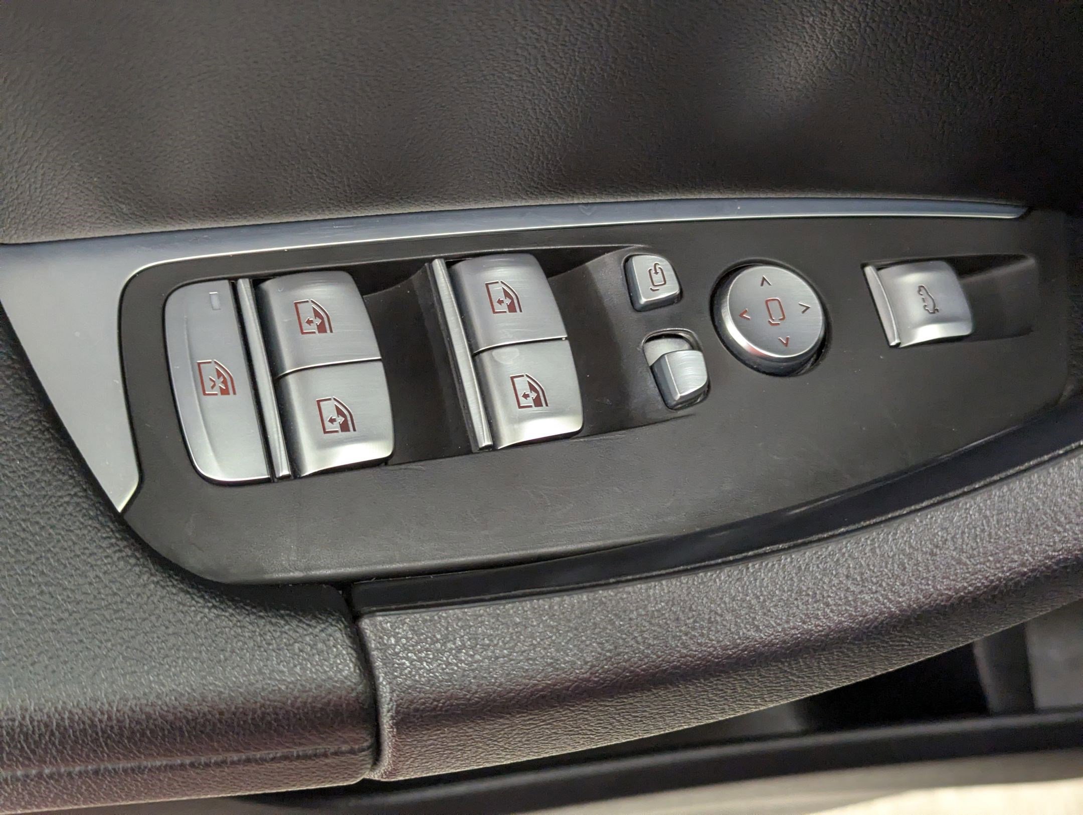 Used 2022 BMW X3 sDrive30i w/ Convenience Package image 11