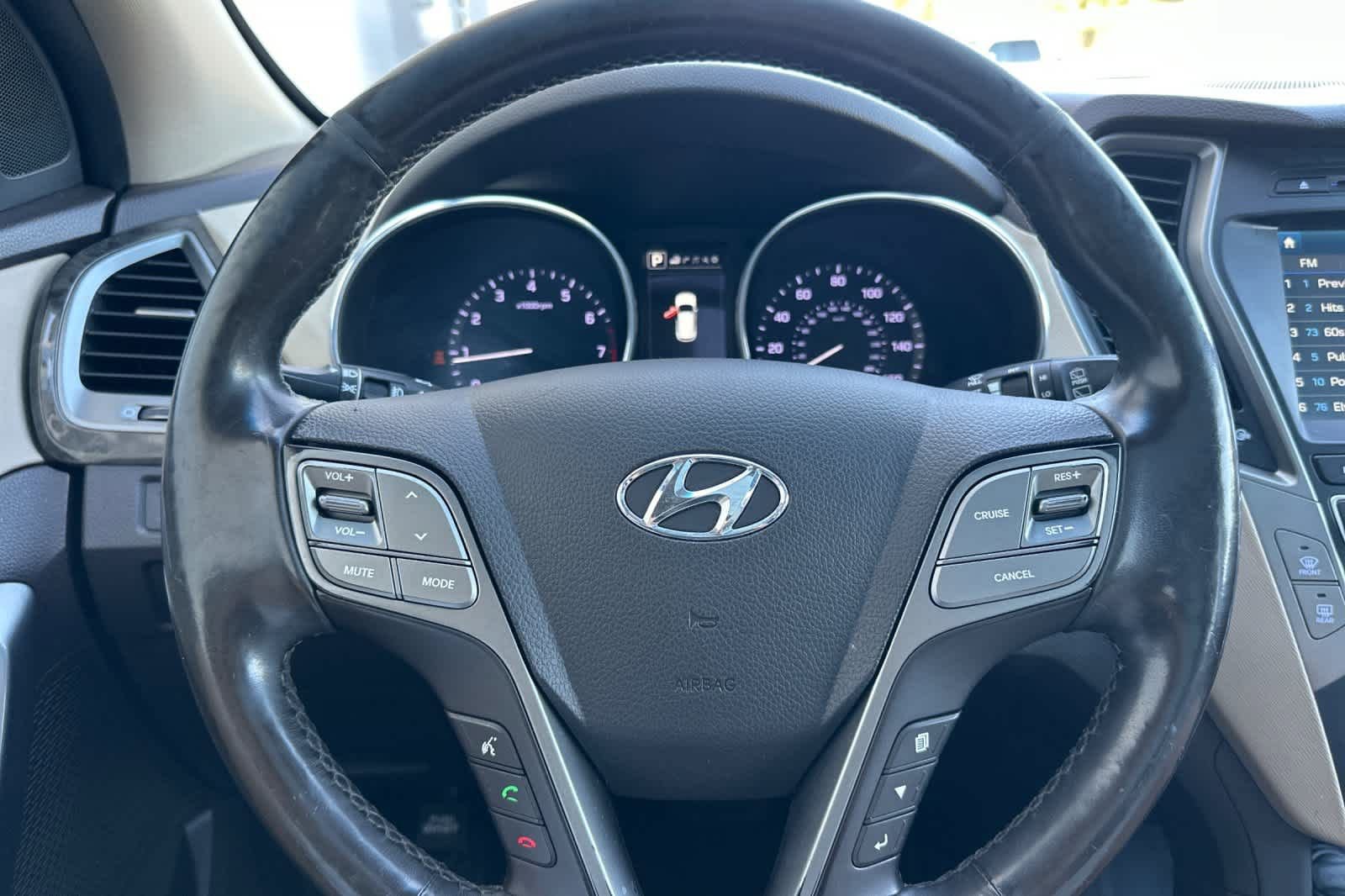 Used 2017 Hyundai Santa Fe Sport AWD/4WD image 24