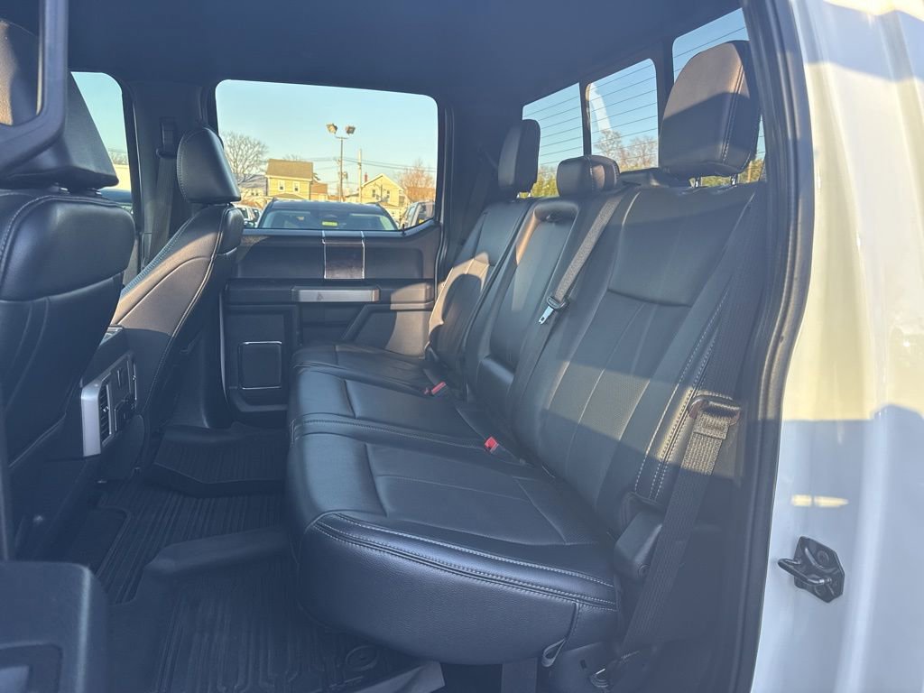 Certified 2022 Ford F350 Lariat w/ Black Appearance Package image 16
