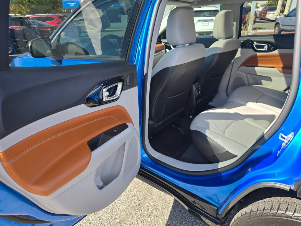 Used 2022 Jeep Compass Limited w/ Elite Group AWD/4WD image 10