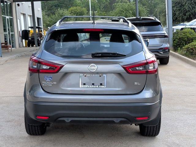 Used 2021 Nissan Rogue Sport SL FWD image 4