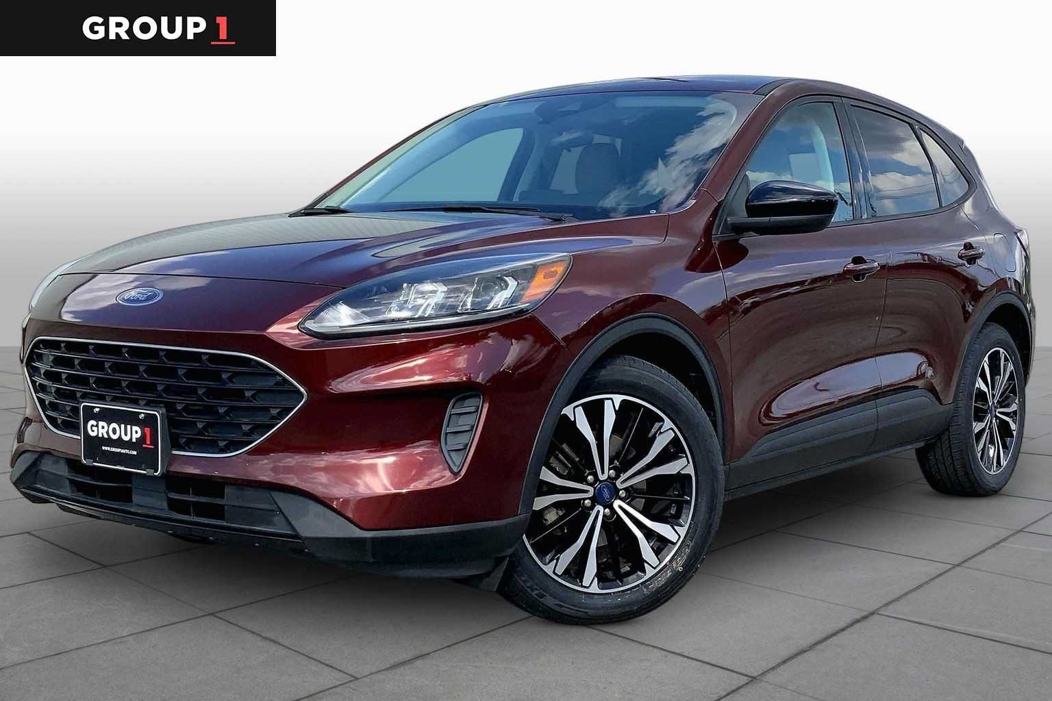 Certified 2021 Ford Escape SE w/ SE Sport Appearance Package FWD image 1