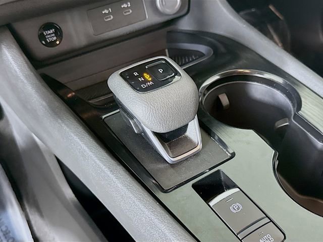 Used 2024 Nissan Rogue S image 16